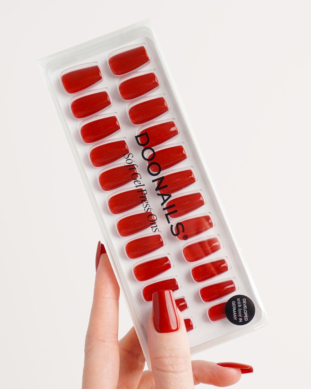 doonails-mon-cheri-soft-gel-press-ons-short-coffin-rot image 3