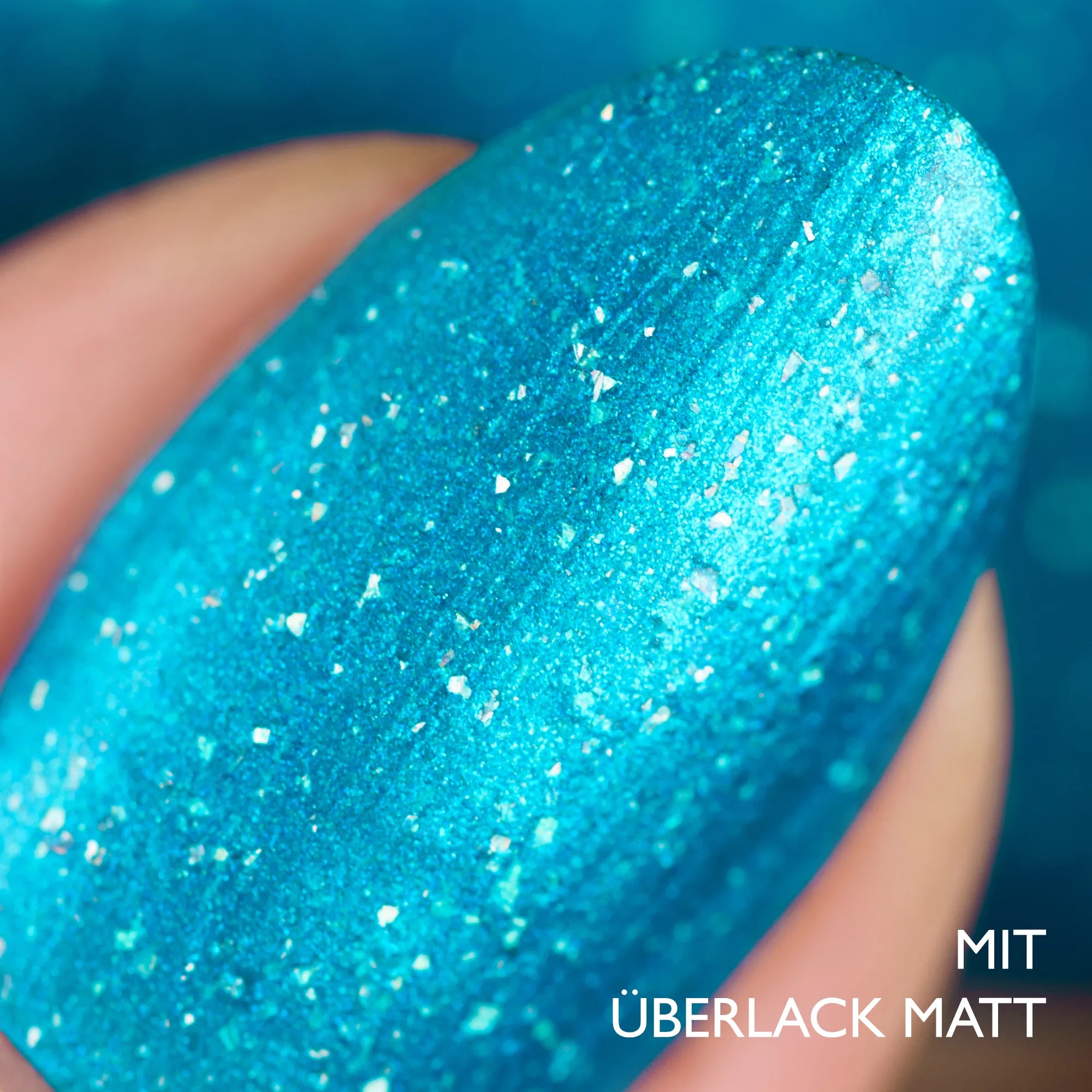 herzlack-blaue-lagune-veganer-nagellack-t-rkisblau-mit-holo-flakies-und-blau-t-r image 5