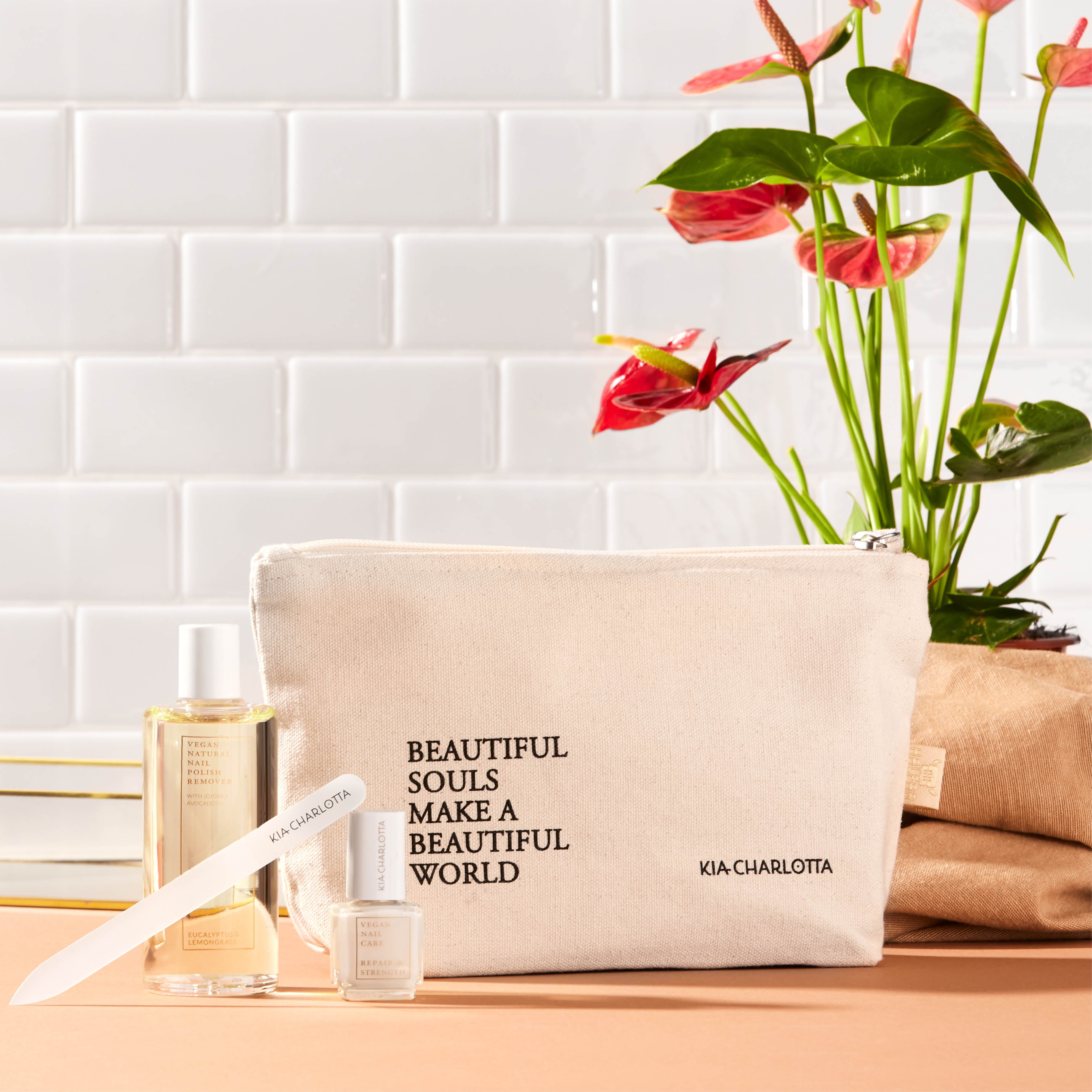 kia-charlotta-beauty-bag-kosmetiktasche-3 image 2