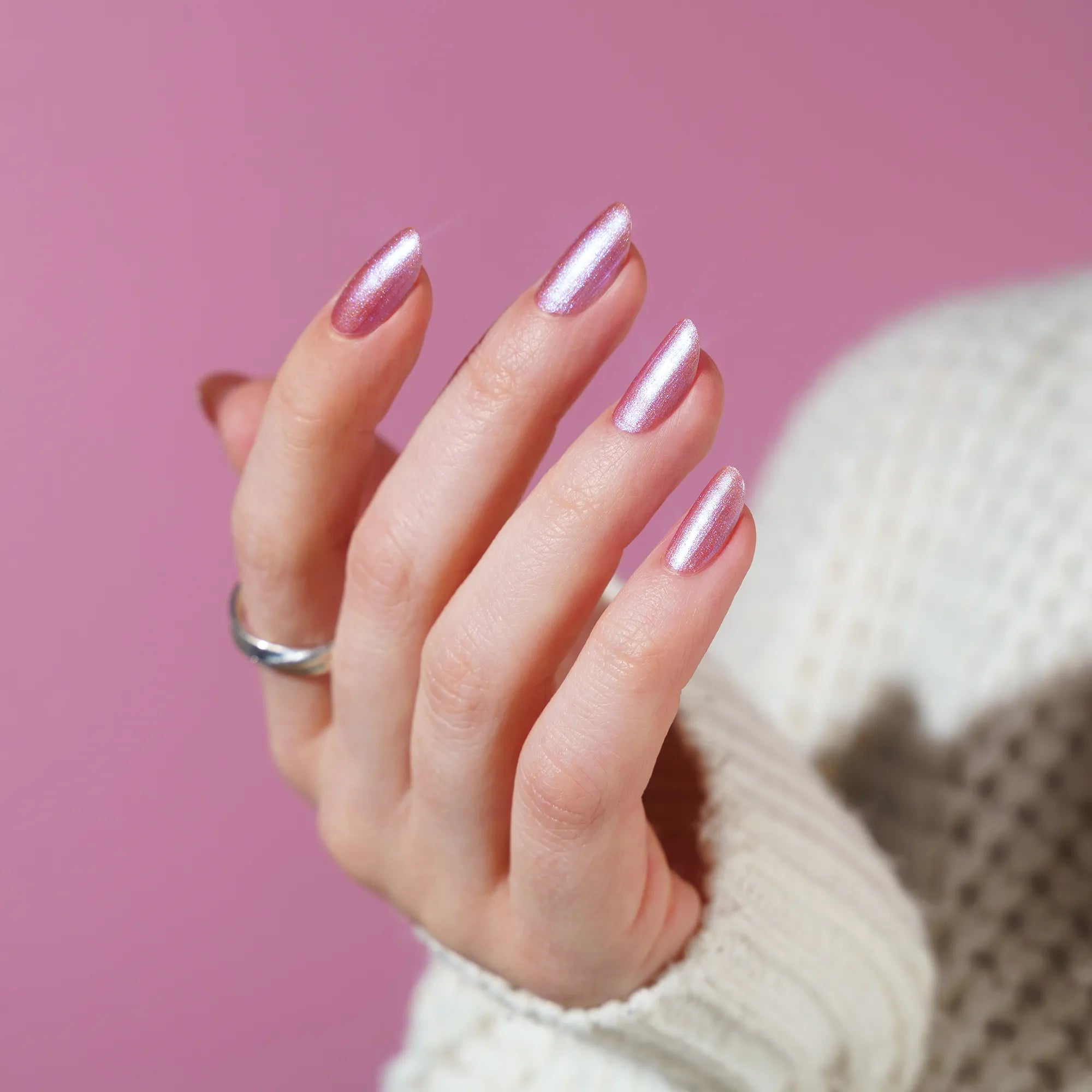 herzlack-eisprinzessin-rosa-nagellack-mit-blauem-duochrome-schimmer-11-ml image 5