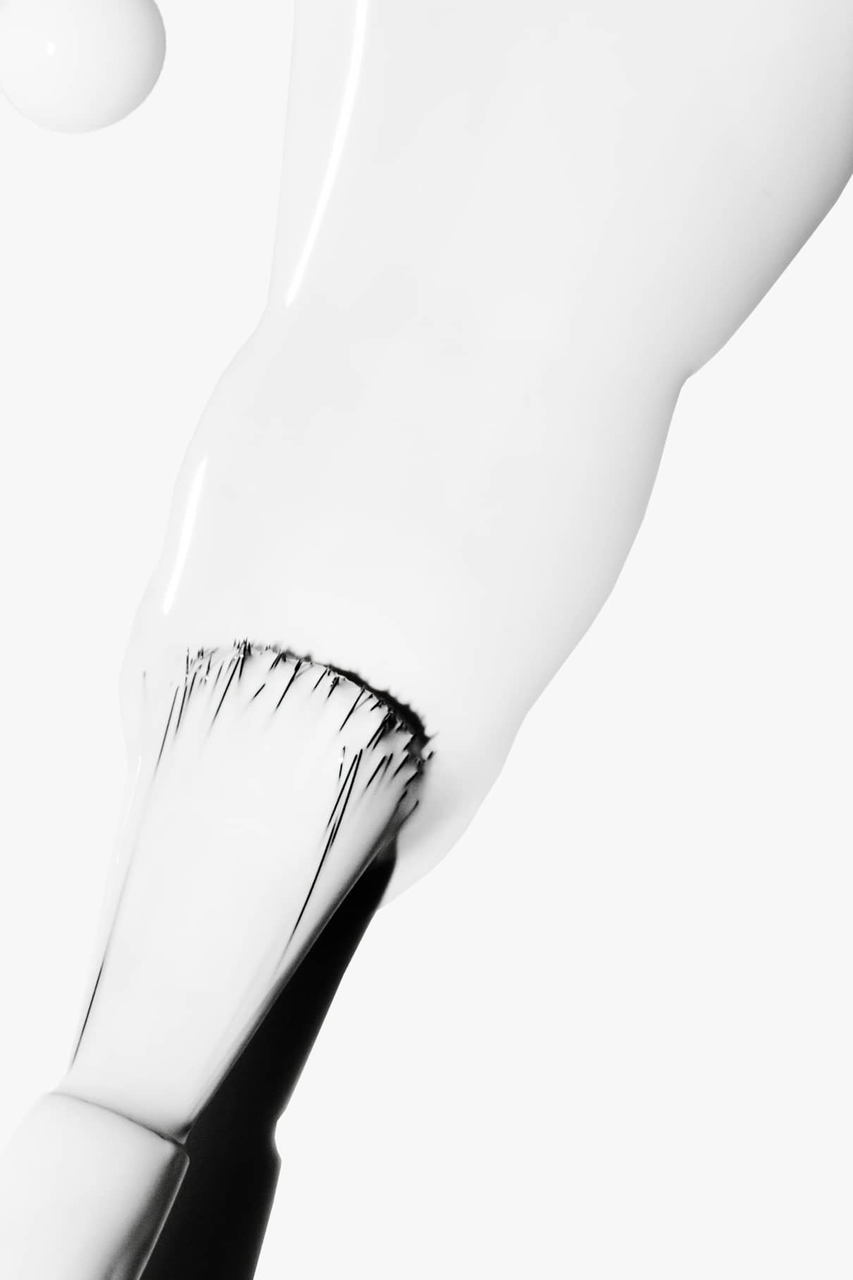 gitti-no-134-plant-based-nagellack-minimalistisches-wei image 4