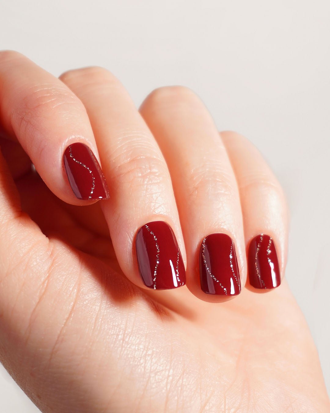 doonails-red-glitter-swirl-uv-gel-strips-online-exklusiv image 4