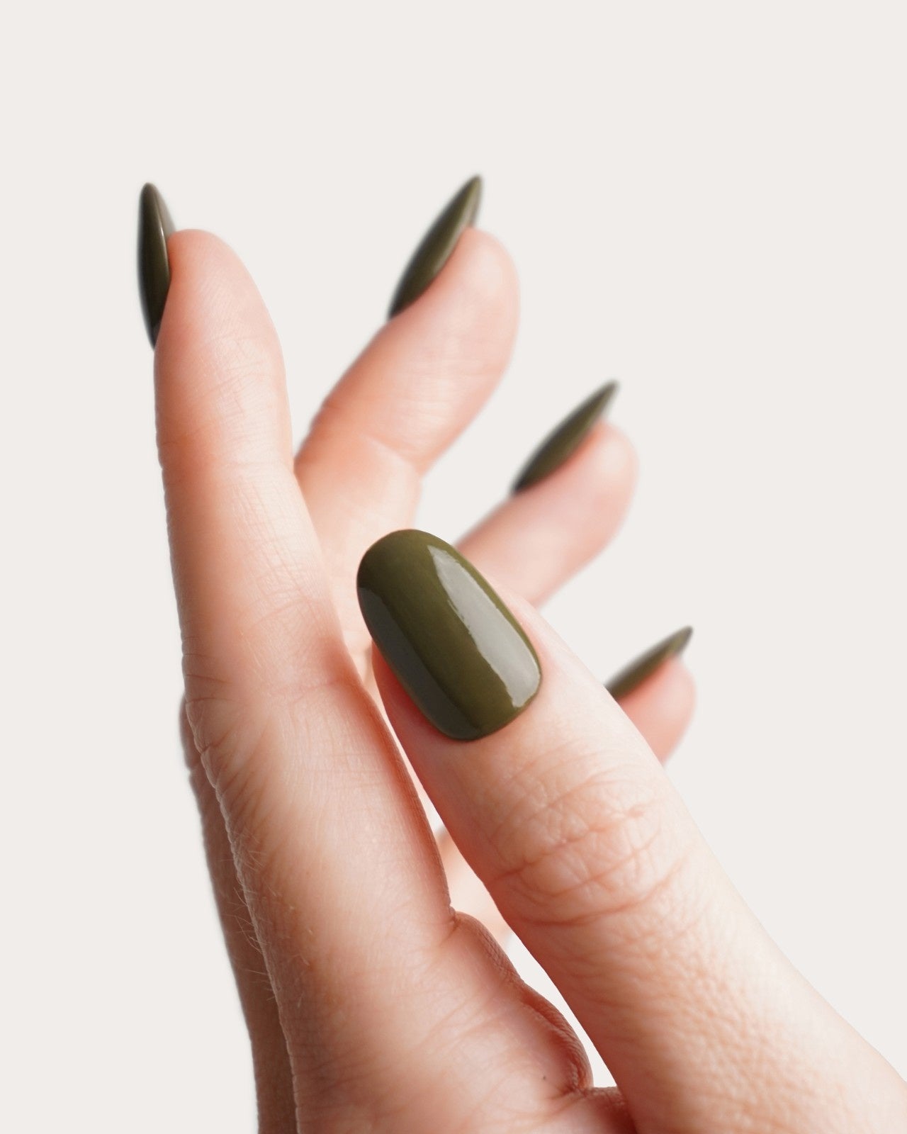 doonails-moss-green-dipping-powder image 4