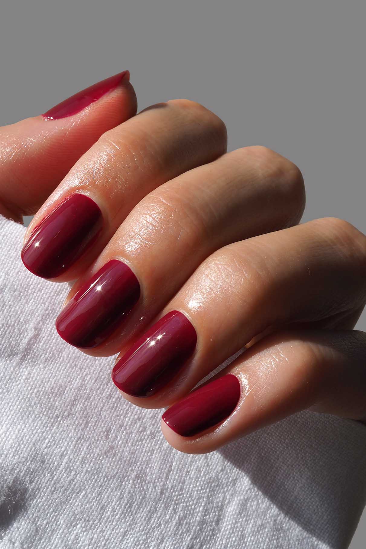 gitti-no-185-plant-based-nagellack-tiefrot-k-hl image 4
