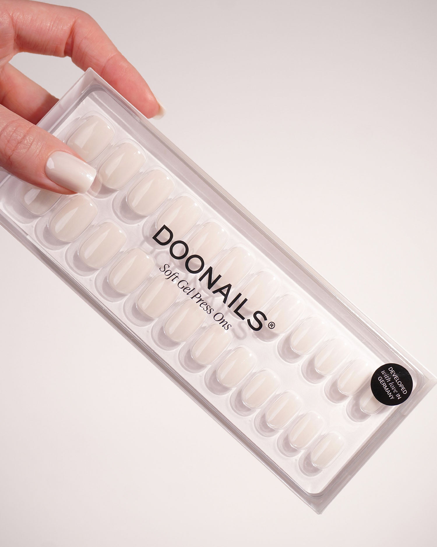 doonails-marry-me-short-square-soft-gel-press-ons image 4