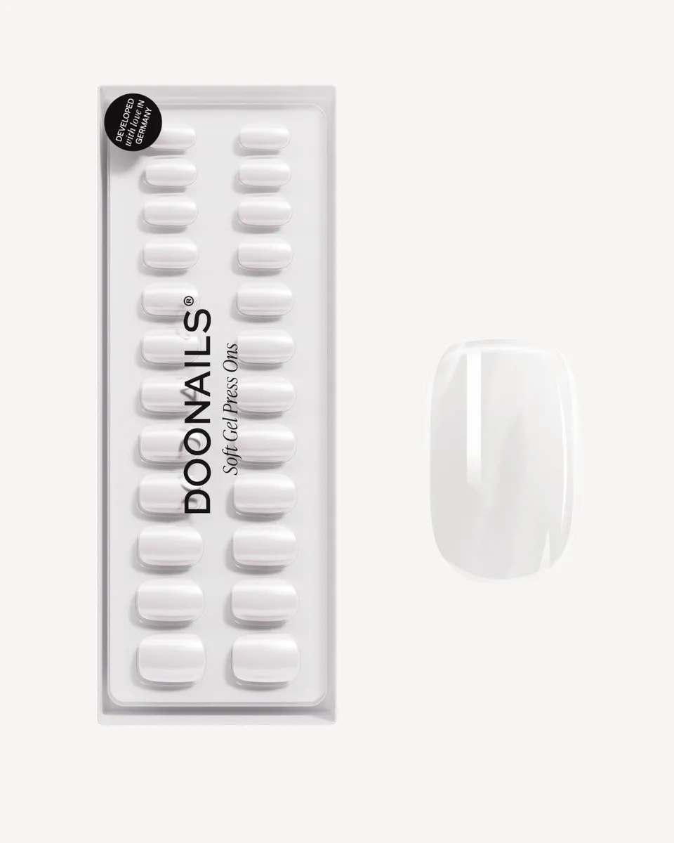 doonails-marry-me-short-square-soft-gel-press-ons image 1