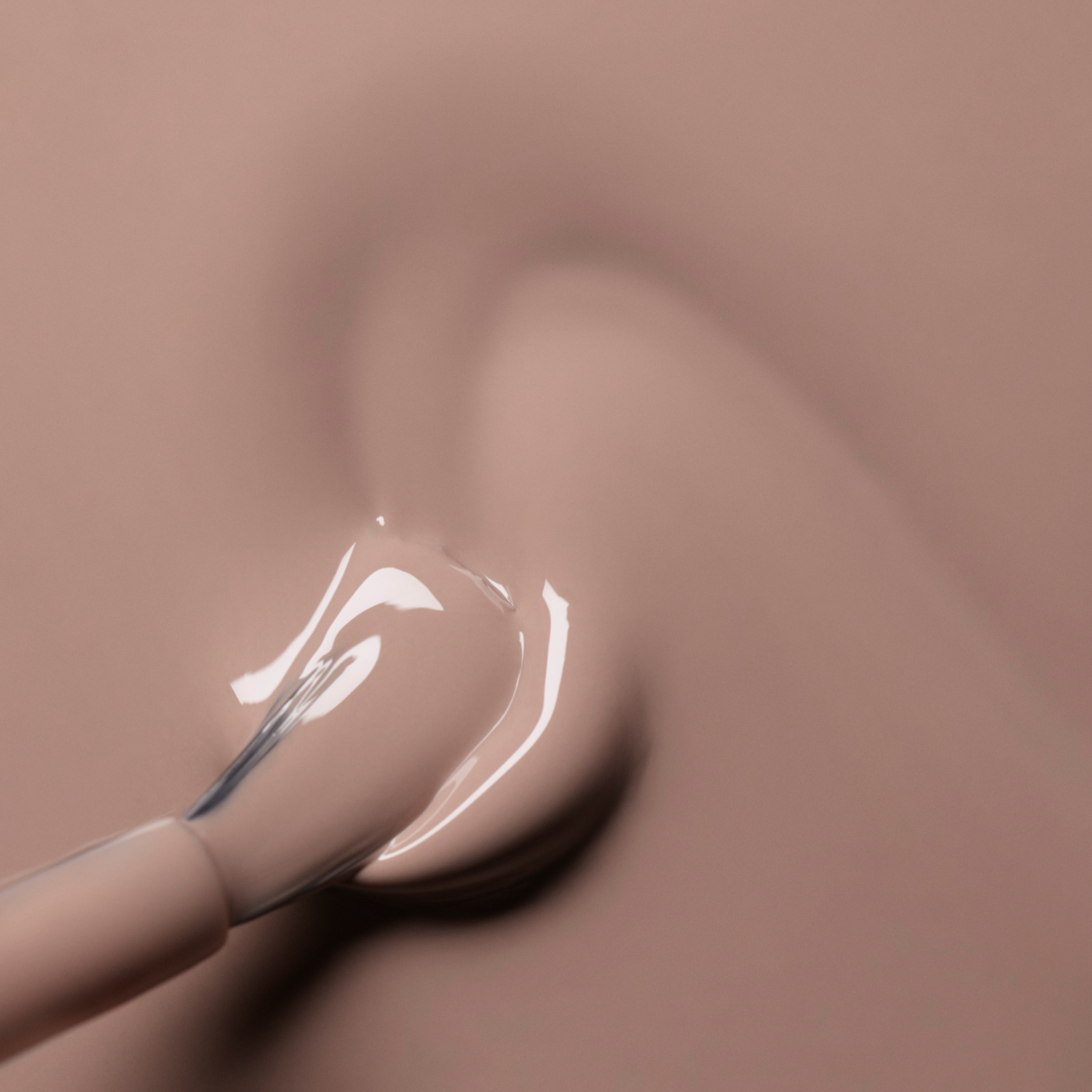 manucurist-green-dove-beige-nagellack image 5