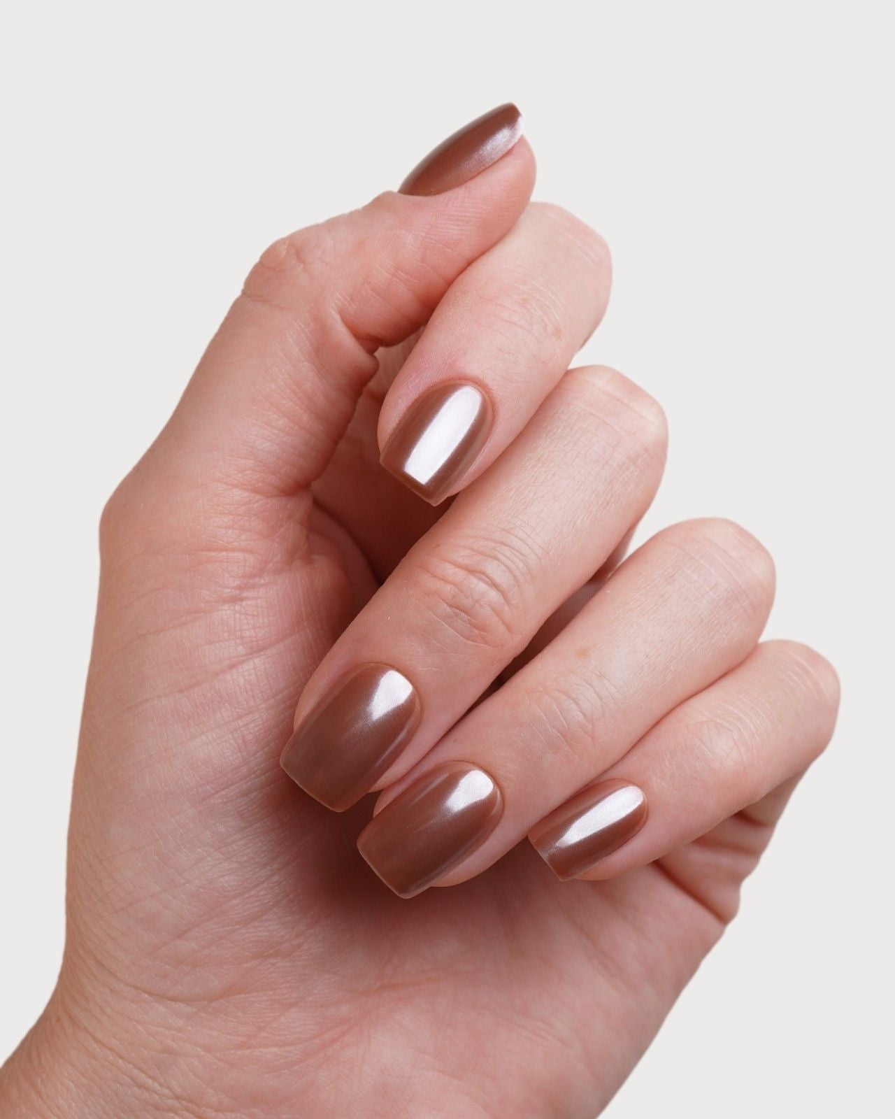 doonails-glazed-chocolate-short-square-soft-gel-press-ons-chrome-braun image 4