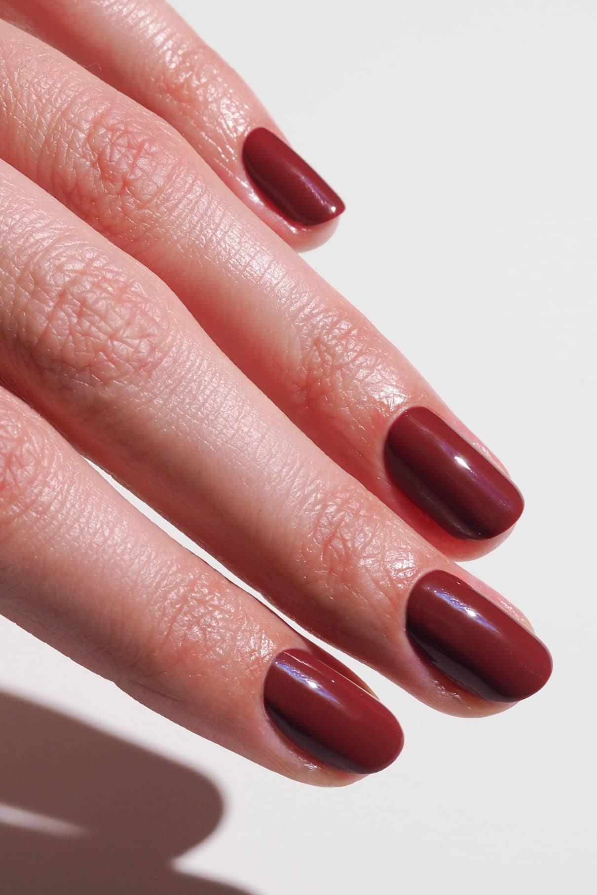 gitti-no-024-nagellack-dunkles-rostiges-rot image 3