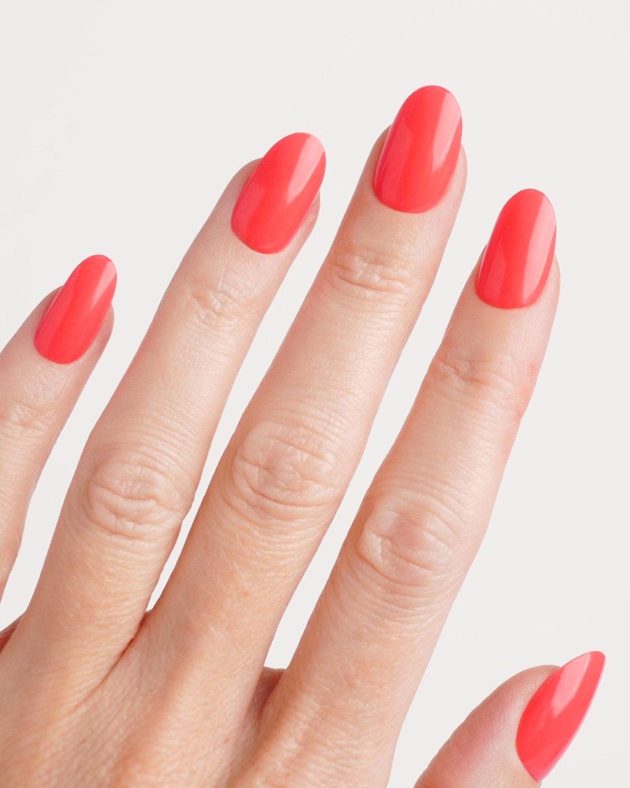 doonails-sunset-coral-uv-gel-strips-leuchtendes-korallrot-auch-f-r-zehenn-gel image 2