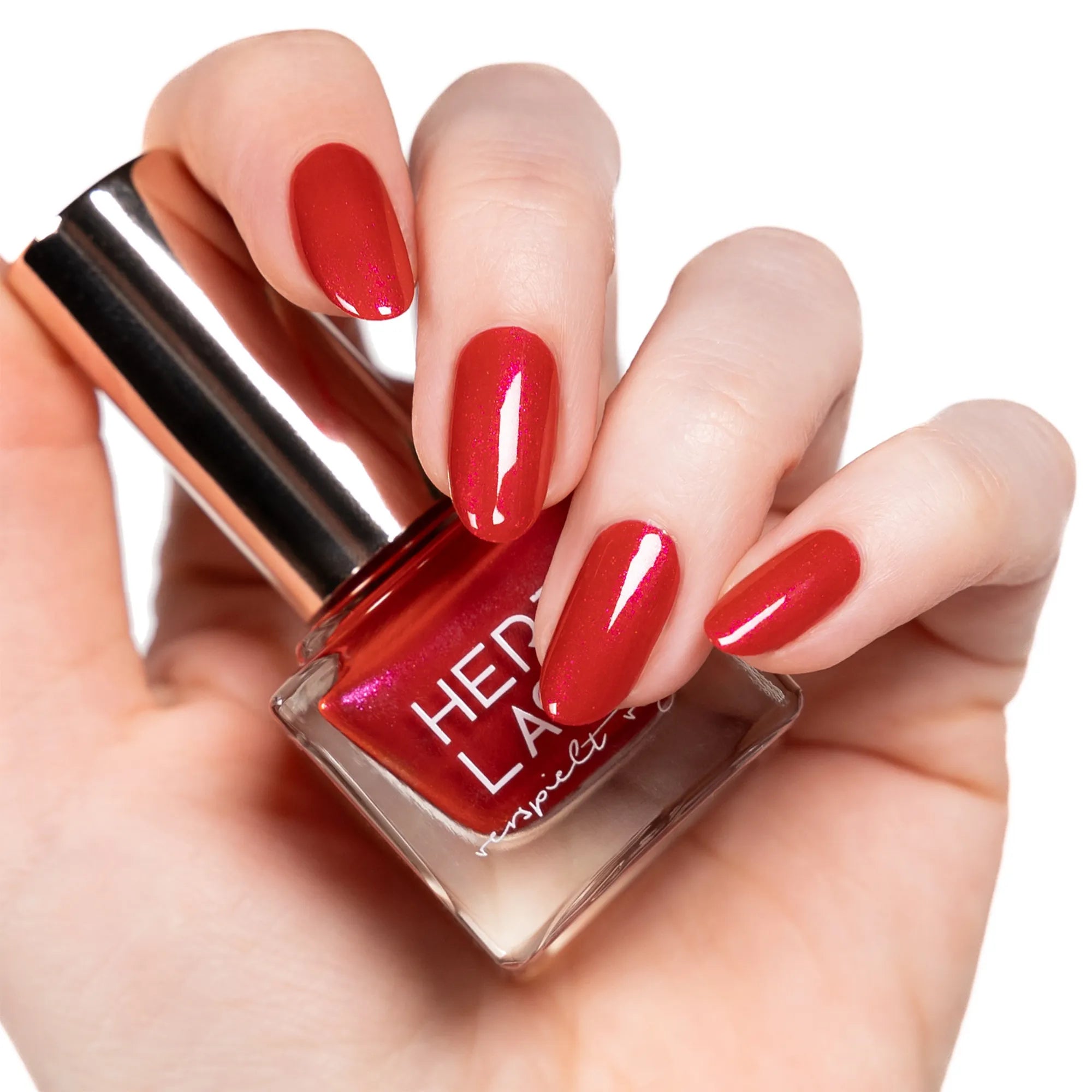 herzlack-rosenrot-veganer-nagellack-rot-mit-rot-pink-schimmer-11ml image 2