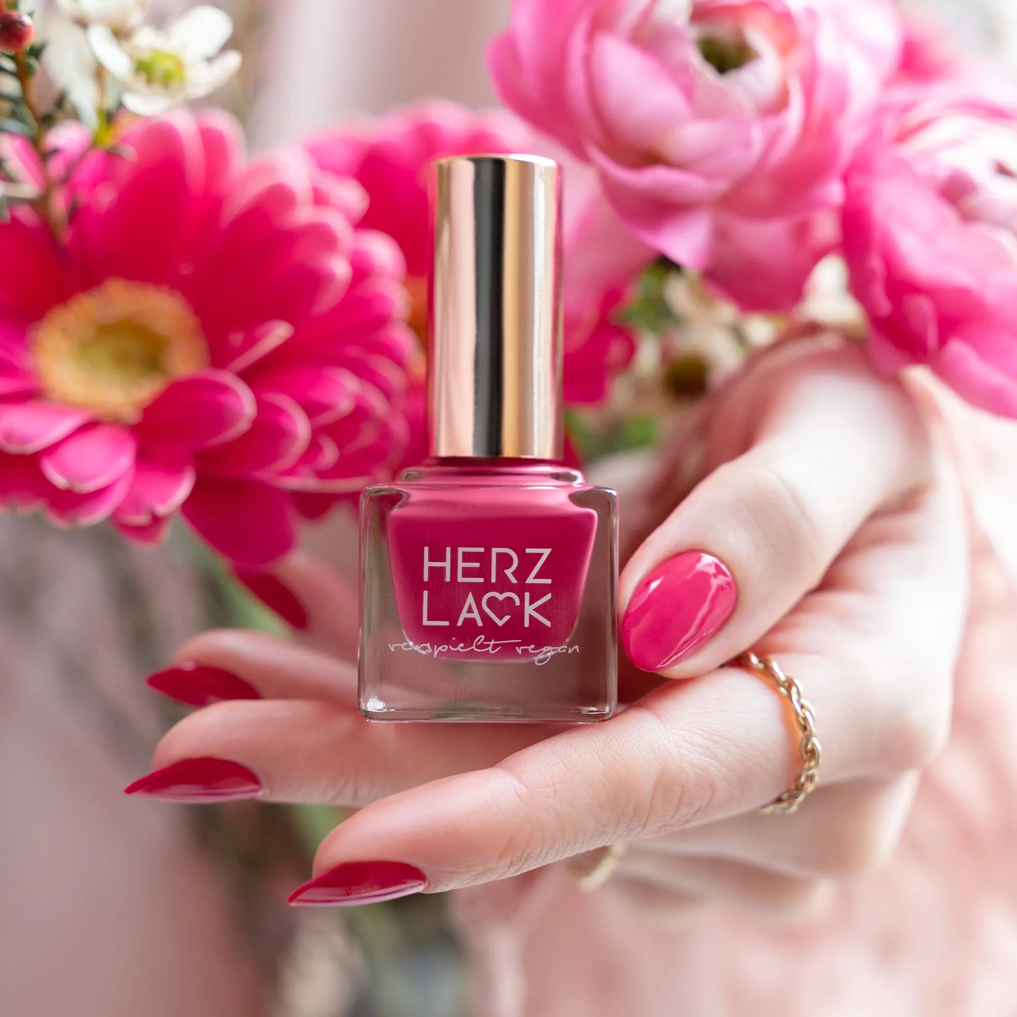 herzlack-viva-magenta-pink-one-coater-veganer-nagellack-11ml-hochdeckend image 7