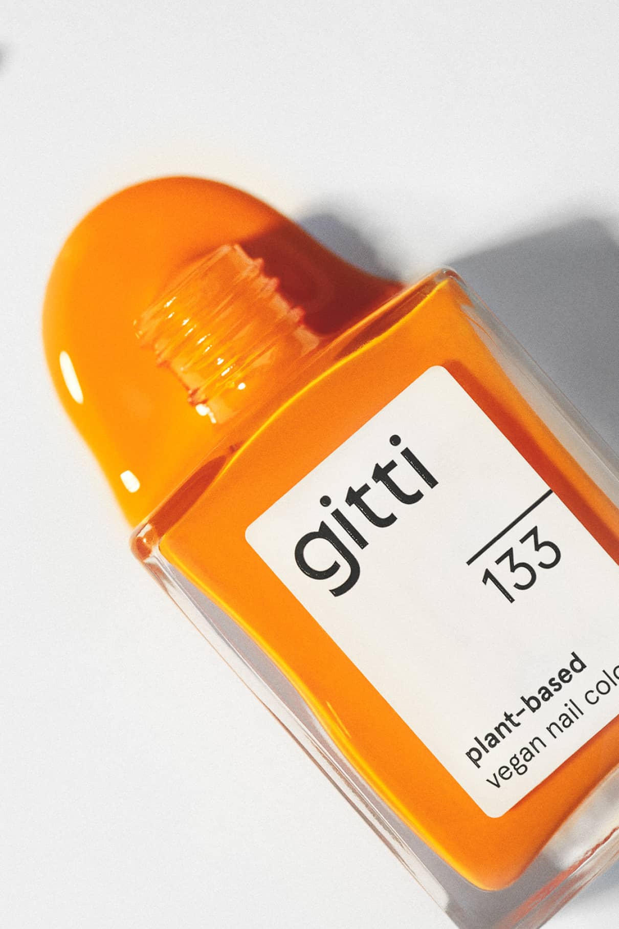 gitti-no-133-nagellack-warmes-orange-plant-based image 6