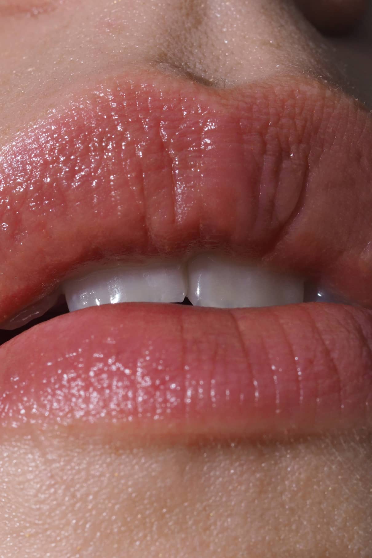 gitti-lip-sync-refill-no-01-warmes-braun-mit-rot-unterton image 3