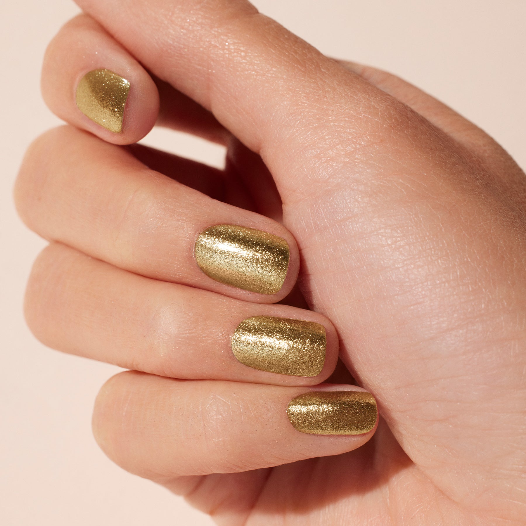 manucurist-golden-chrome-pulver-nagel-chrompuder-gold image 2