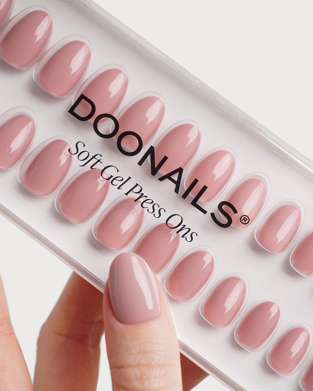 doonails-valentine-crush-short-round-soft-gel-press-ons image 5