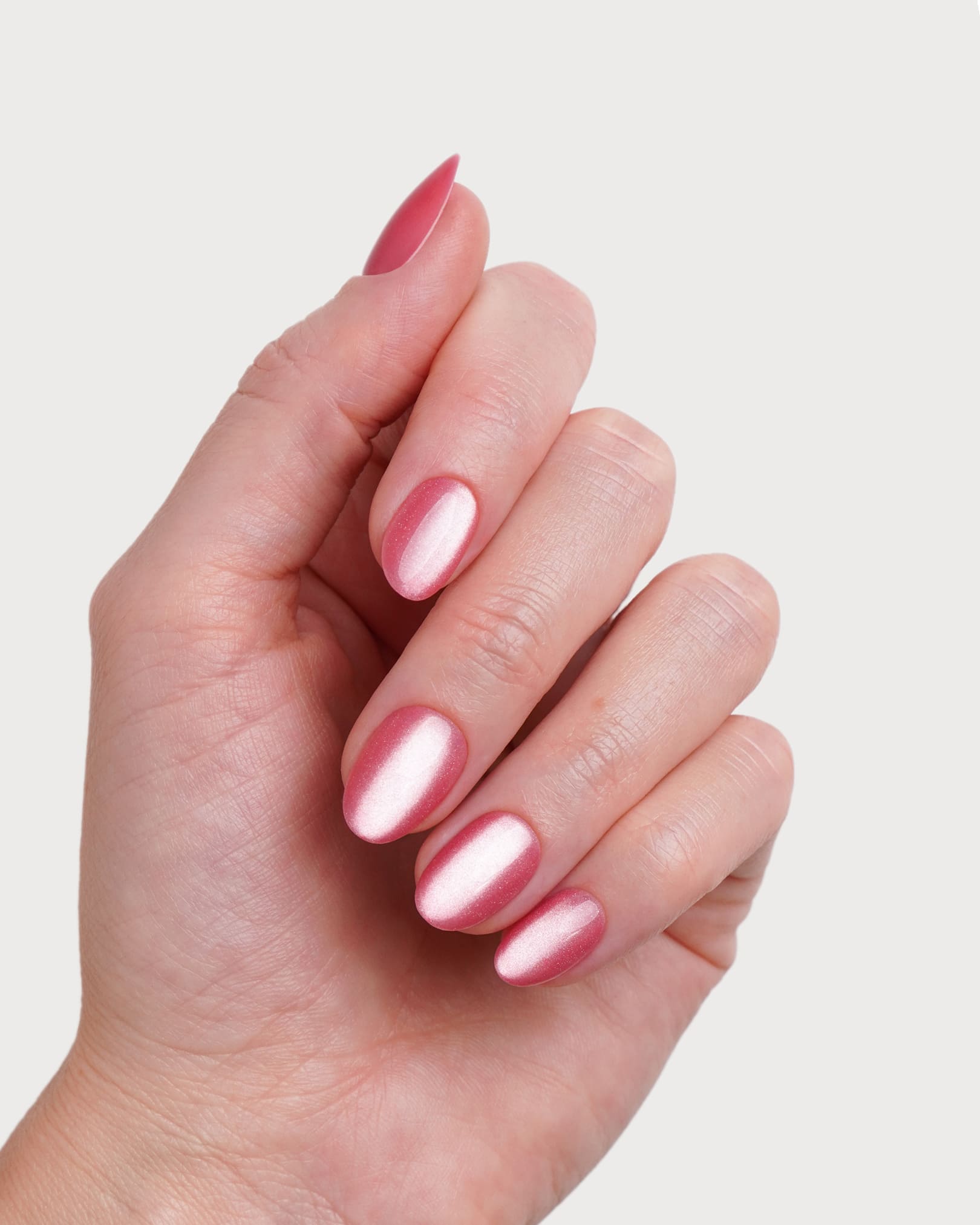 doonails-glass-pink-cat-eye-short-round-soft-gel-press-ons-pink image 4