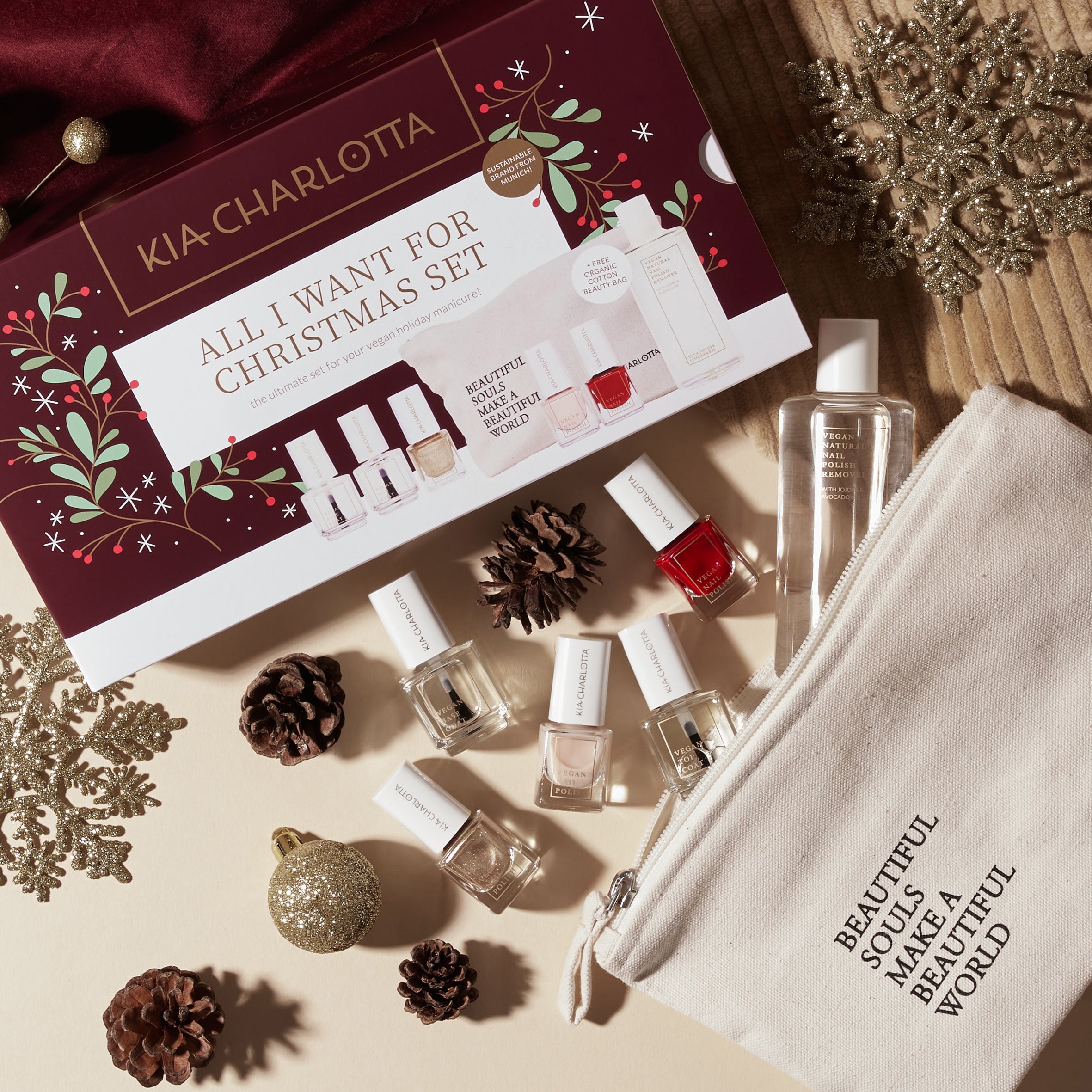 kia-charlotta-all-i-want-for-christmas-set-7-teiliges-veganes-nagelpflegeset image 4