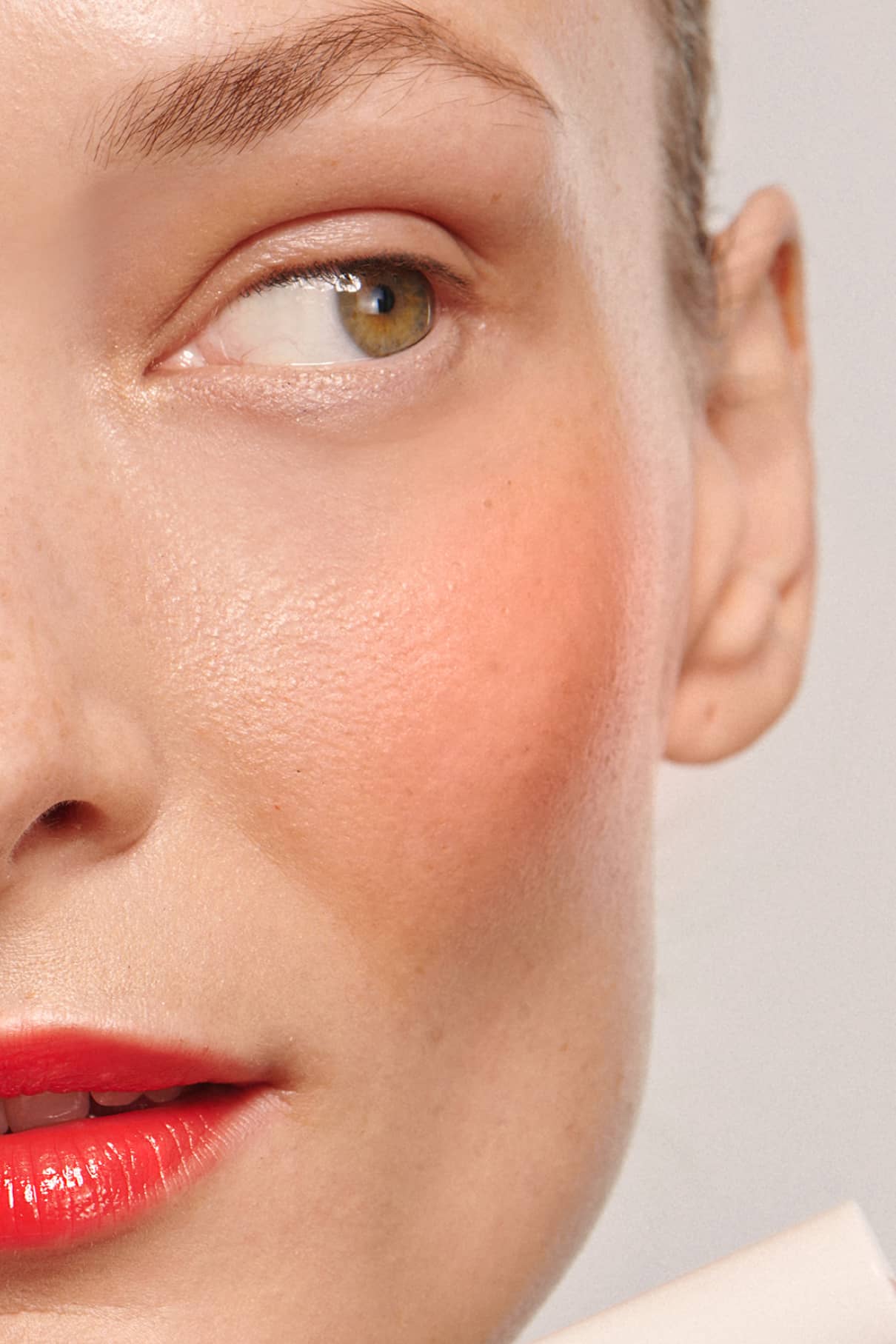 gitti-velvet-cheeks-no-02-mousse-blush-korall-orange image 3