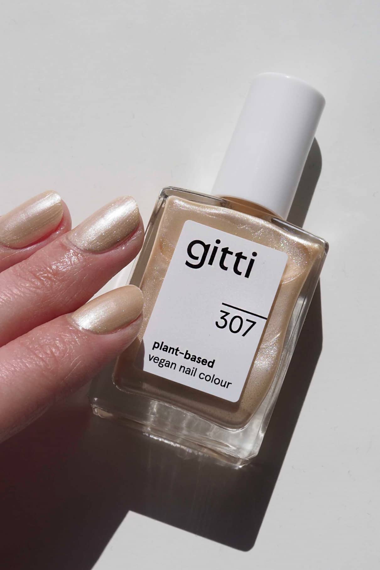gitti-no-307-plant-based-nagellack-metallic-ros-gold image 5