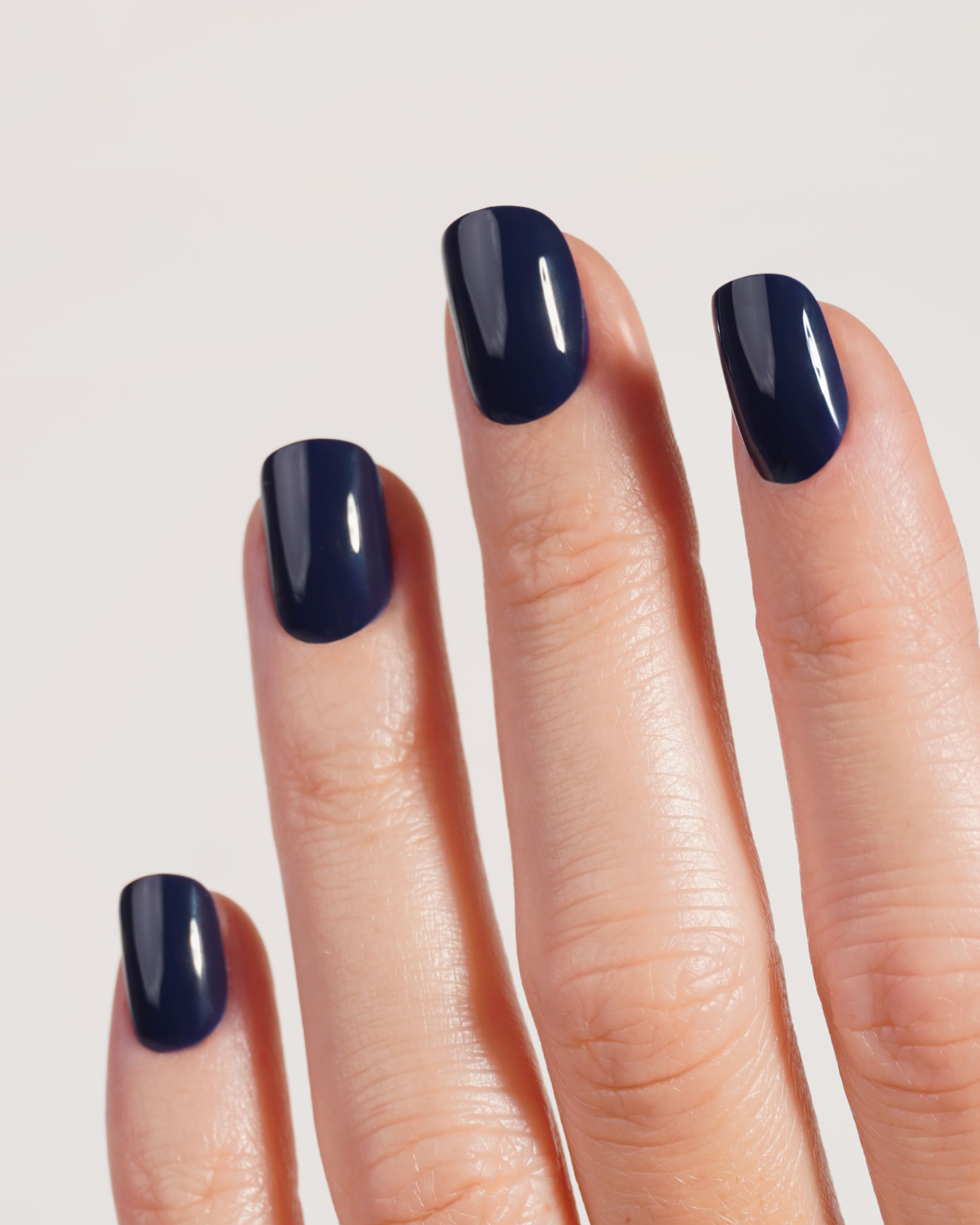 doonails-ocean-extra-short-square-soft-gel-press-ons-navy-blau image 2