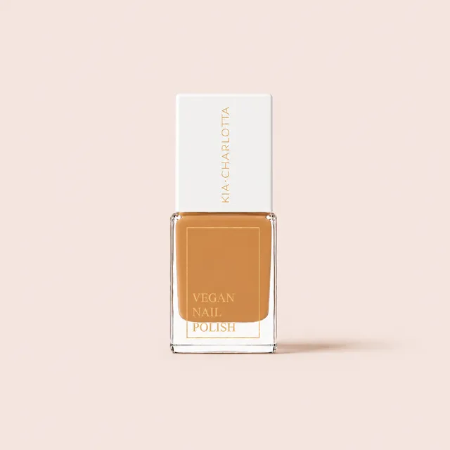 kia-charlotta-sunrise-veganer-nagellack-caramel-mit-pfirsichton image 1