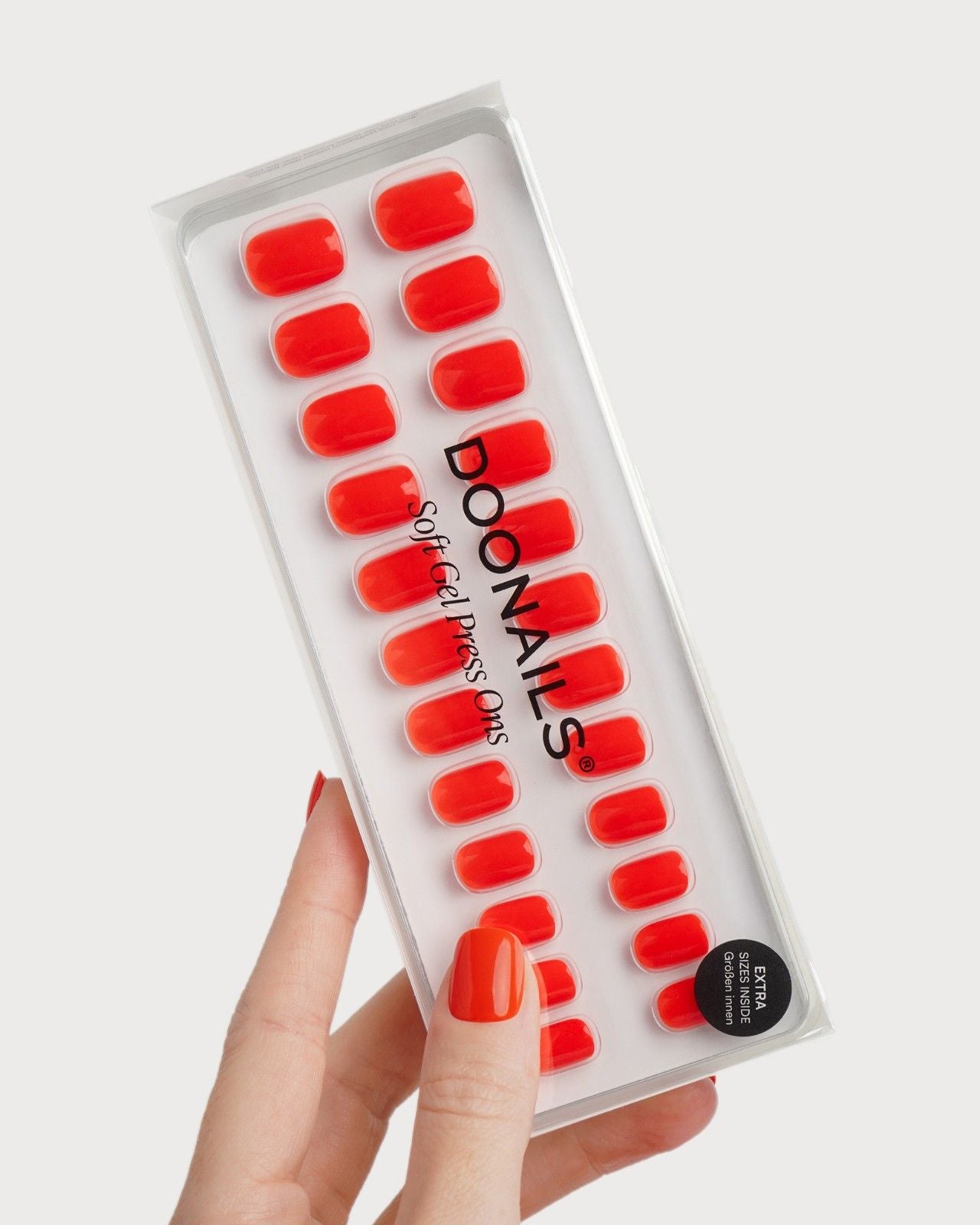 doonails-on-fire-extra-short-square-soft-gel-press-ons-rot-orange image 3