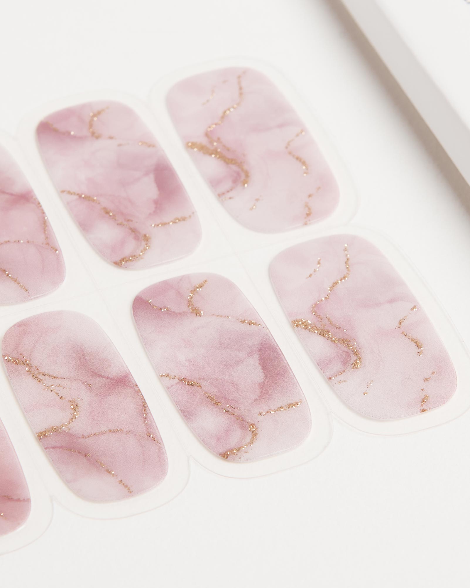doonails-rose-marble-uv-gel-strips image 5
