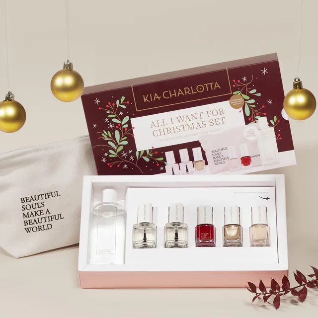 kia-charlotta-all-i-want-for-christmas-set-7-teiliges-veganes-nagelpflegeset image 1