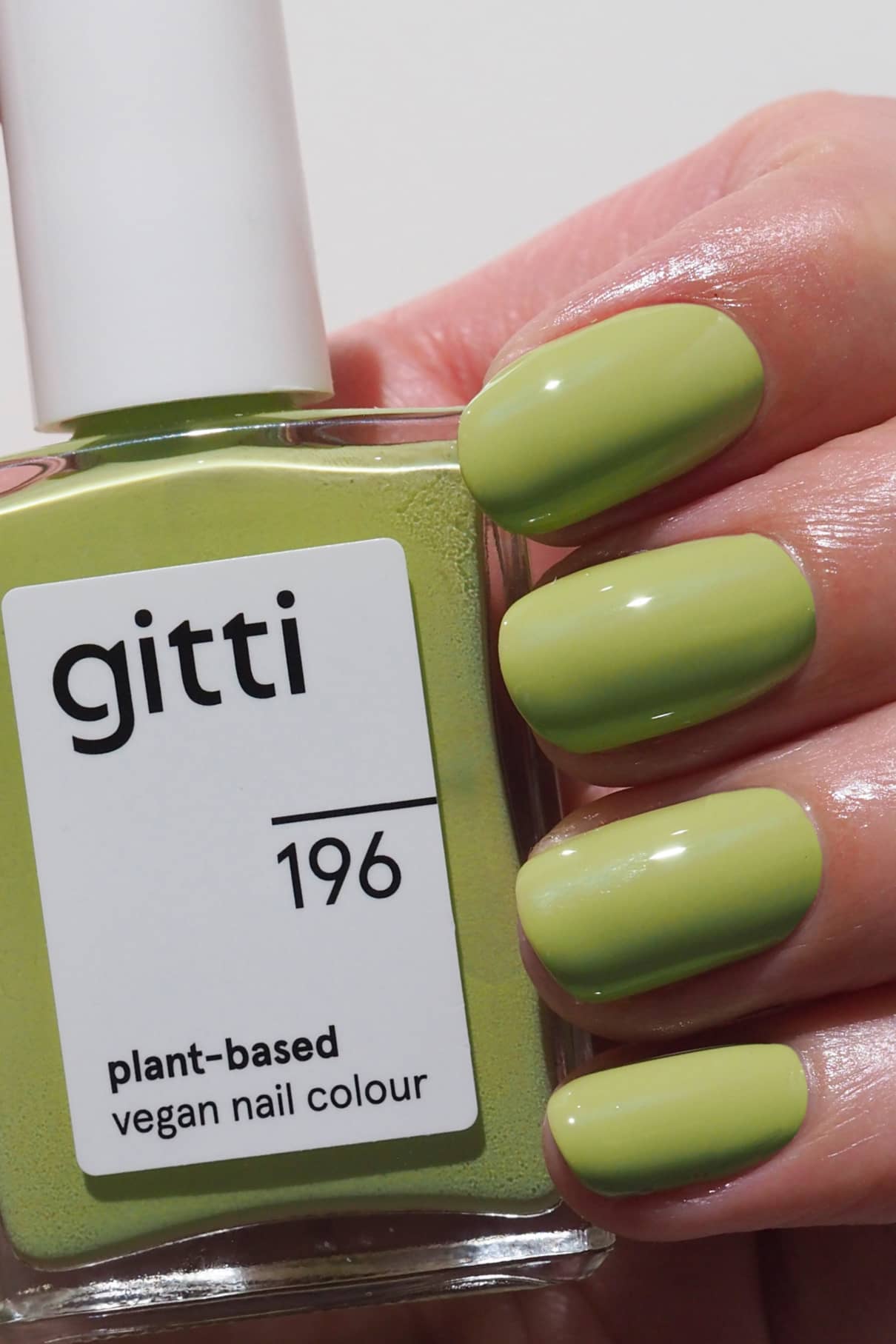 gitti-no-196-plant-based-nagellack-mittelgr-n image 2