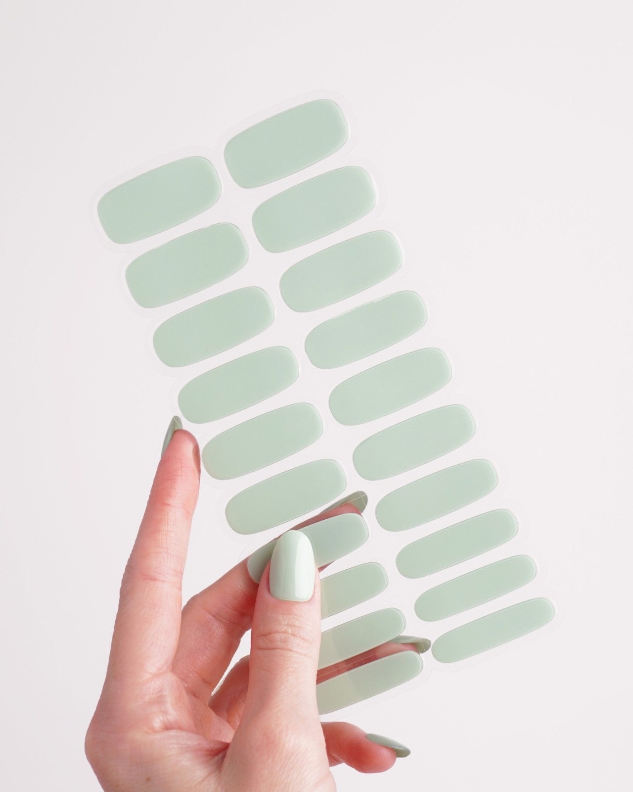 doonails-cute-cucumber-uv-gel-strips-pastellgr-n image 5