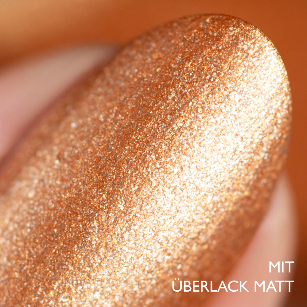 herzlack-ein-tag-im-oktober-nagellack-oktobergold-rotgold-metallic image 5