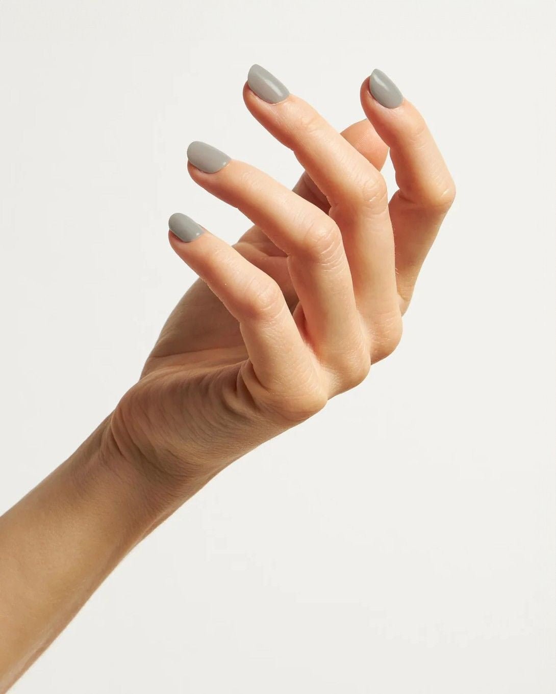 doonails-cool-moondust-dipping-powder-zeitloses-grau image 3