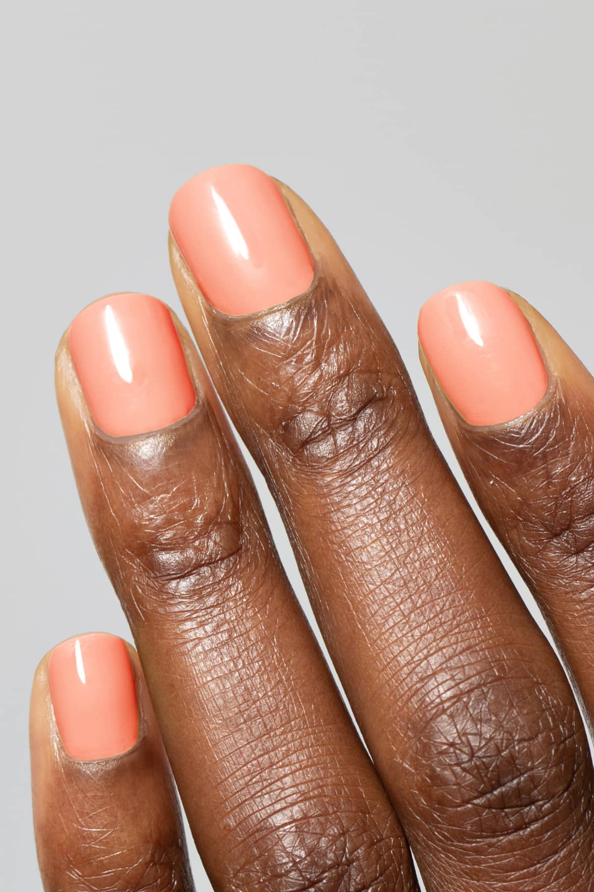 gitti-no-111-nagellack-zartes-pfirsichrosa-warmer-unterton image 3