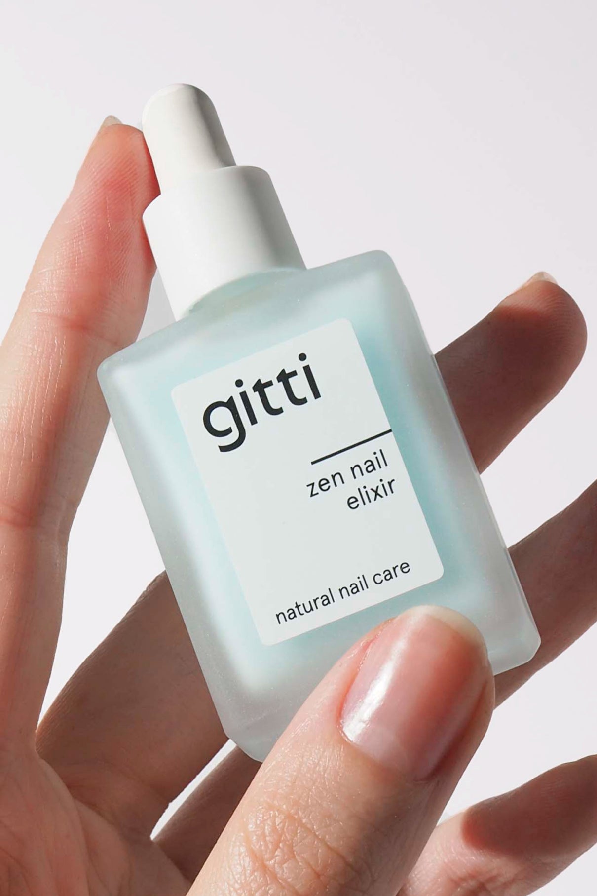 gitti-zen-nail-elixir-feuchtigkeitsspendende-nagelpflege image 2