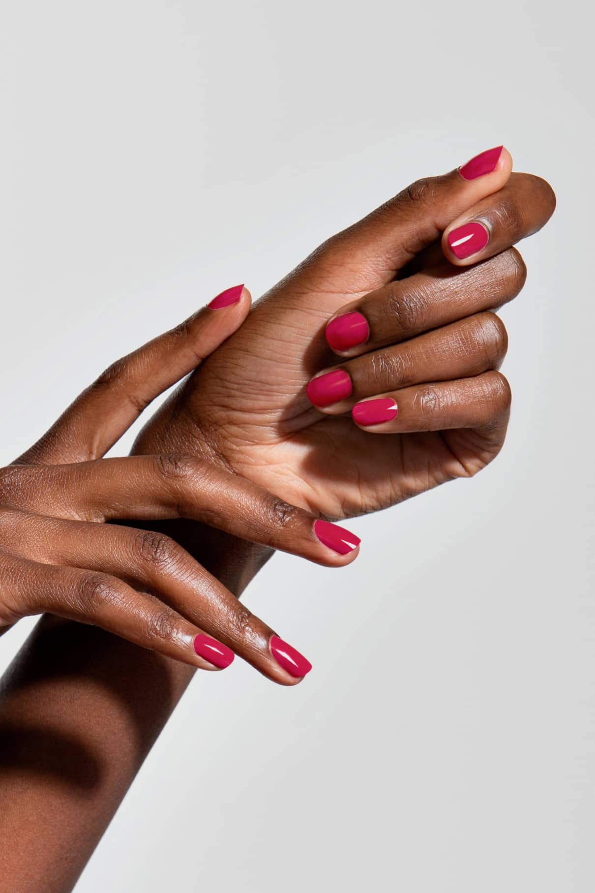 gitti-no-118-nagellack-intensives-himbeerrot-plant-based image 3