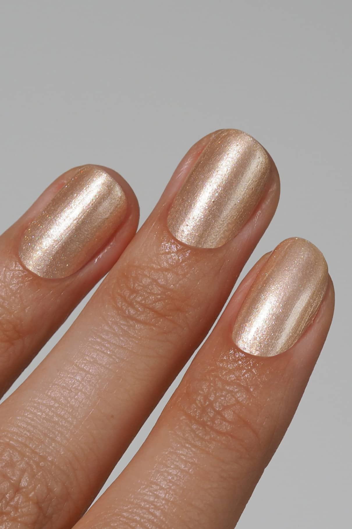 gitti-no-208-plant-based-nagellack-gold-glitter image 3