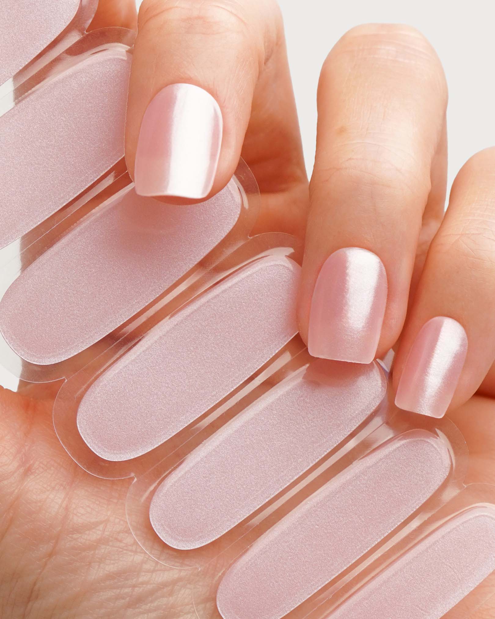 doonails-forever-yes-uv-gel-strips-limited-edition-pink-chrome image 5