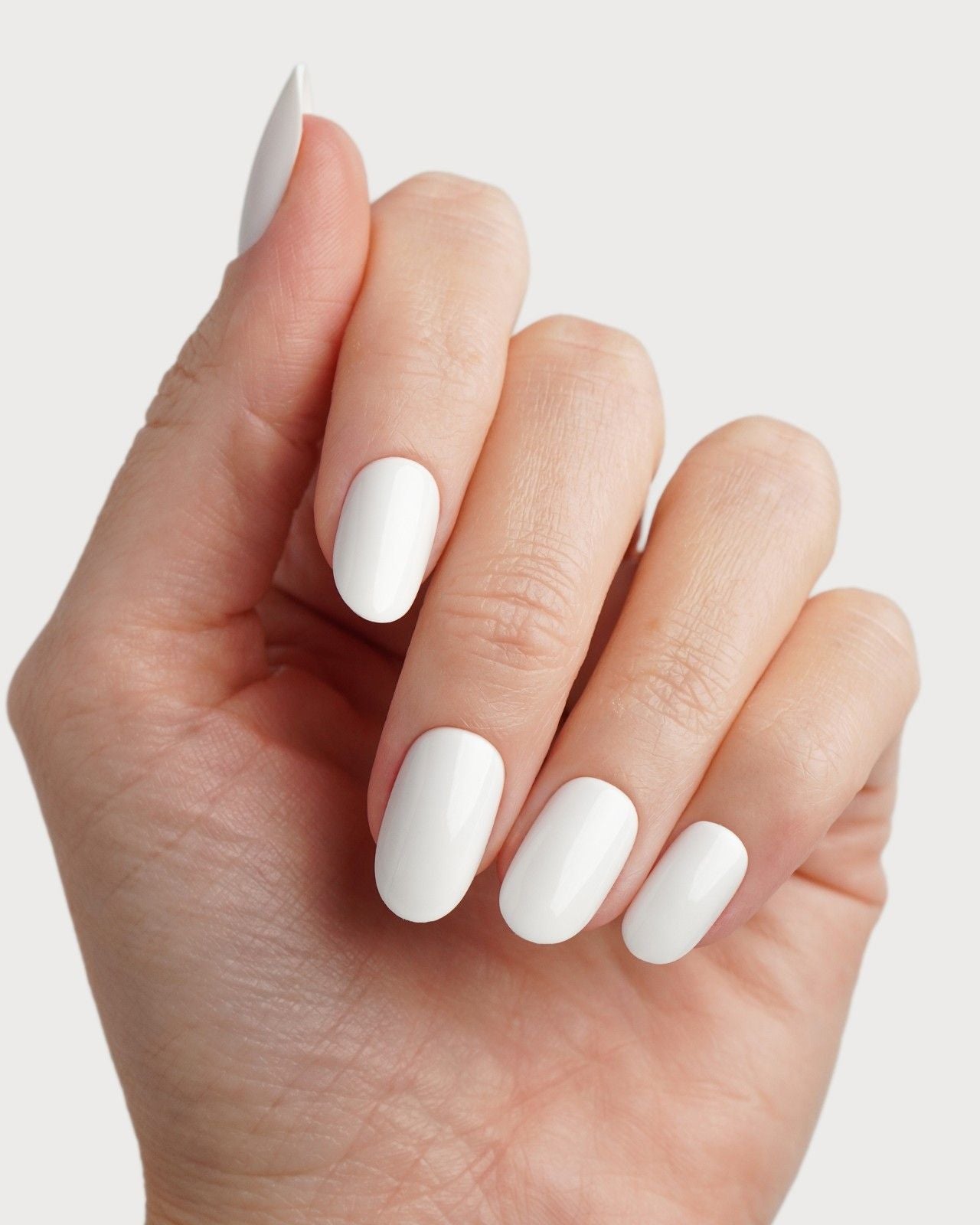 doonails-snow-white-medium-round-soft-gel-press-ons-neu image 4