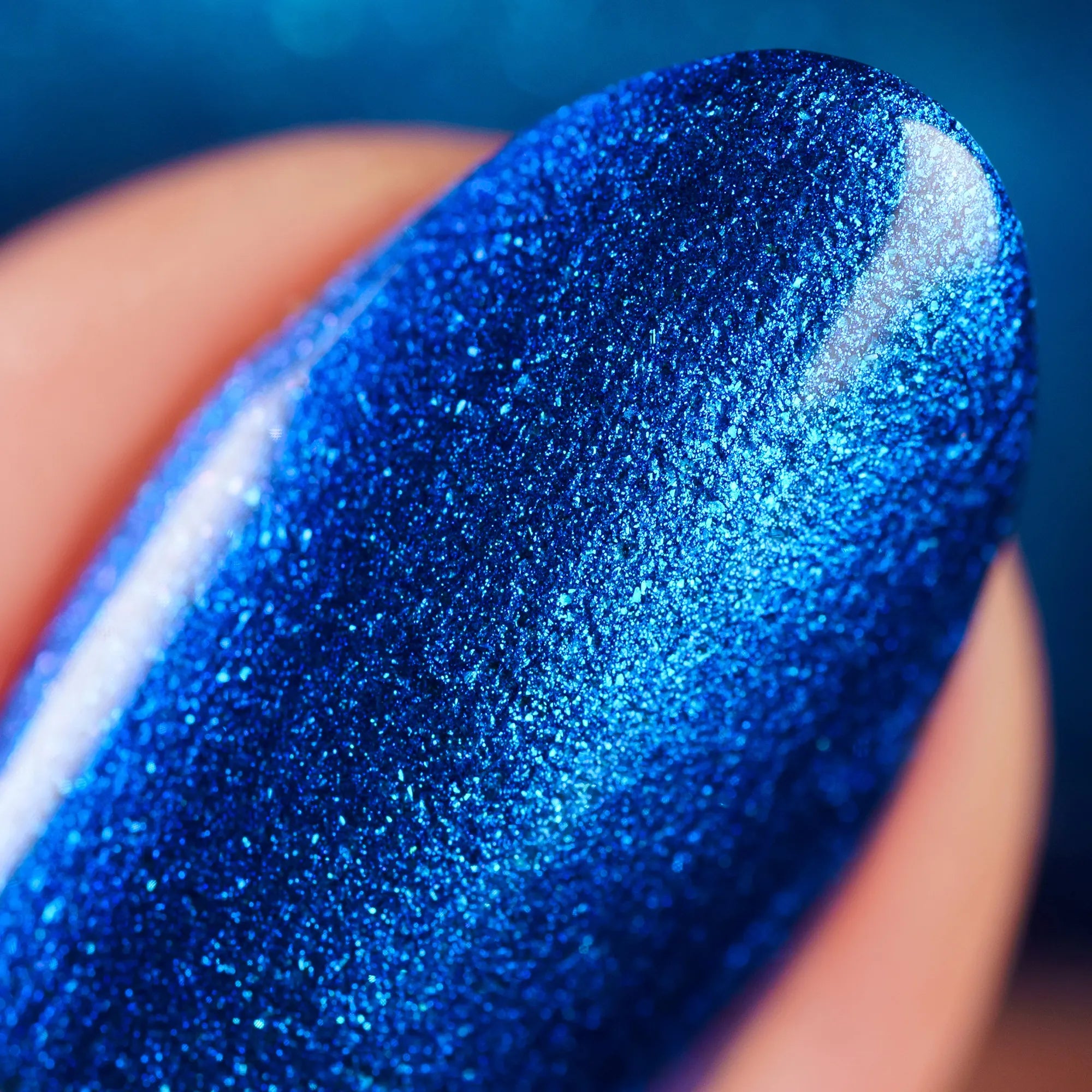 herzlack-tiefseetraum-veganer-nagellack-dunkelblau-schimmer-11-ml image 4