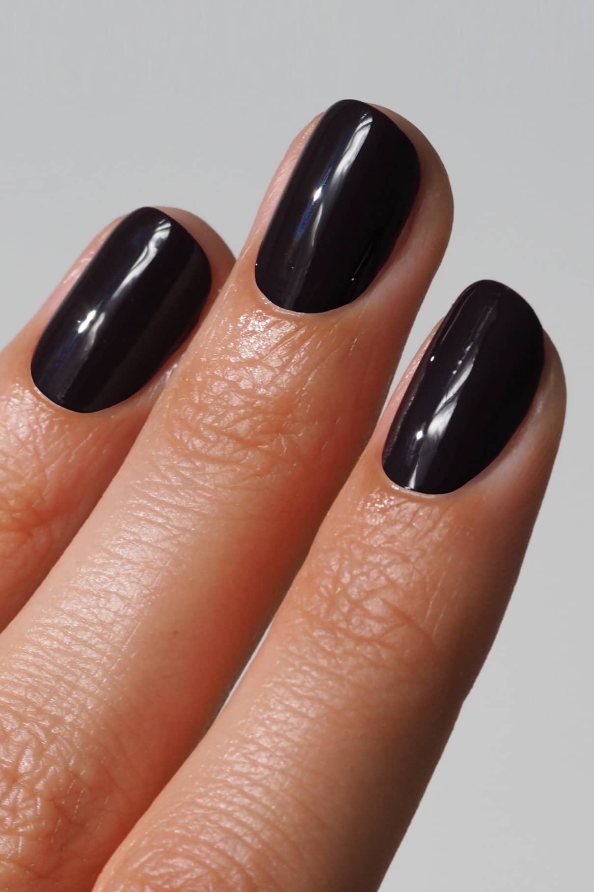 gitti-no-103-nagellack-dunkles-aubergine-pflanzenbasiert image 6