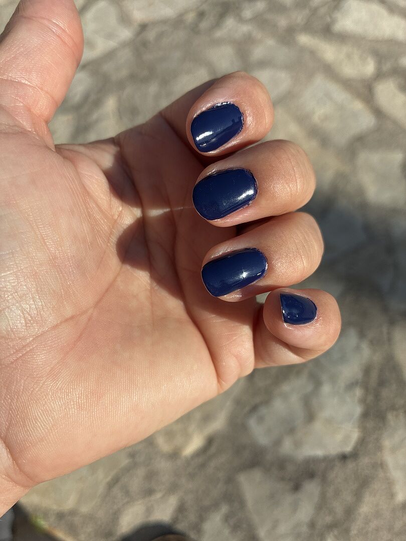 Salon-Nägel zu Hause