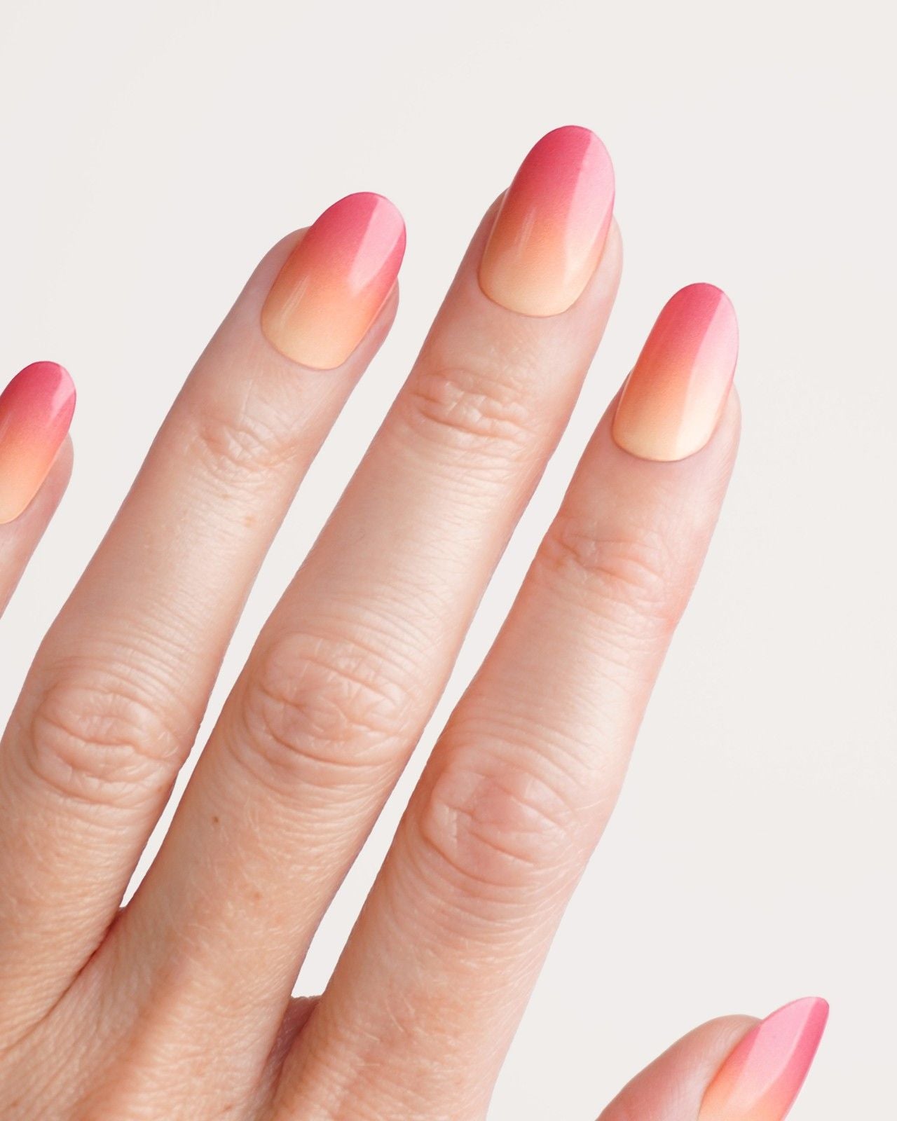 doonails-orange-pink-ombre-uv-gel-strips-pfirsich-zu-pink-verlauf image 2