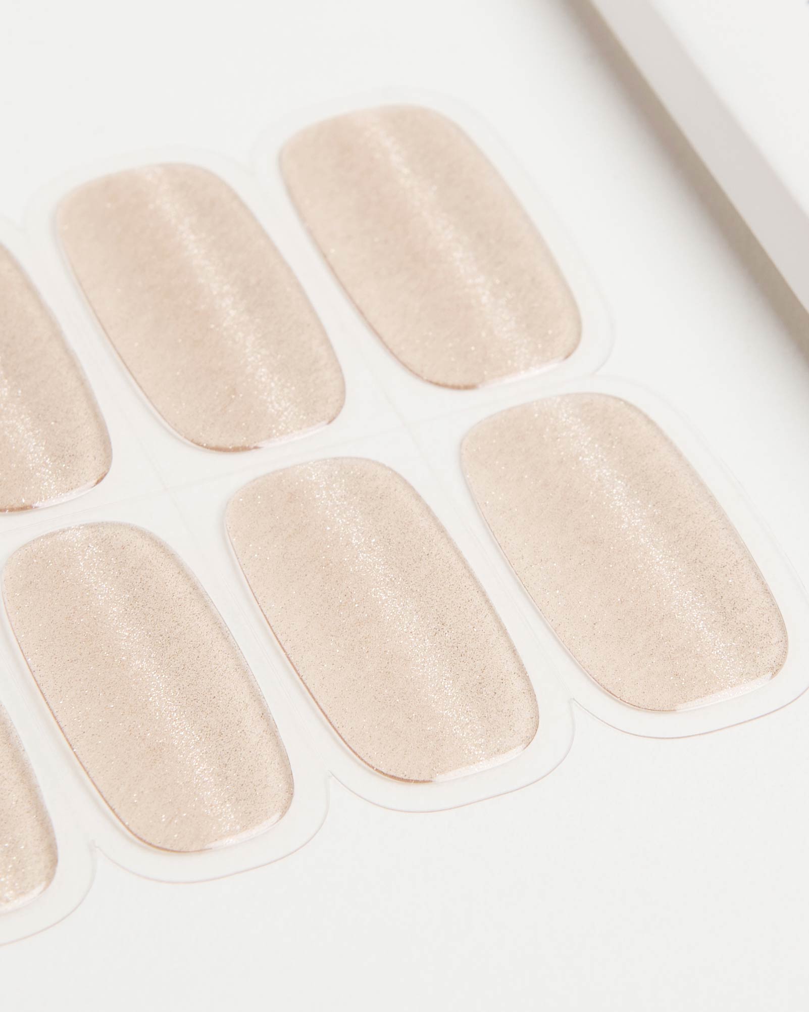 doonails-gold-cat-eye-uv-gel-strips-gold-transparent image 5