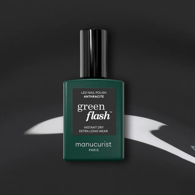 manucurist-green-flash-anthracite-veganer-led-nagellack-dunkelgrau image 1