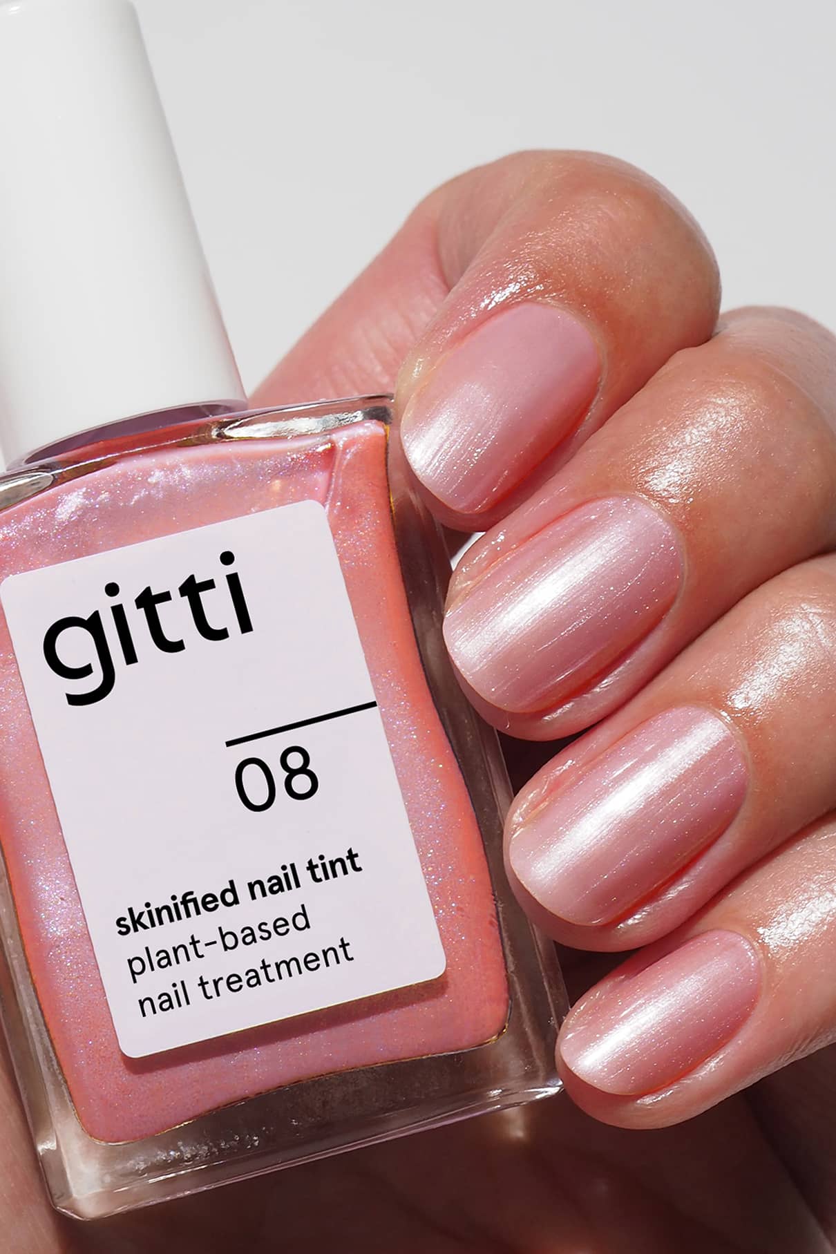 gitti-skinified-nail-tint-no-08-veganer-pflegelack-korall-ros-mit-silber-schimme image 2