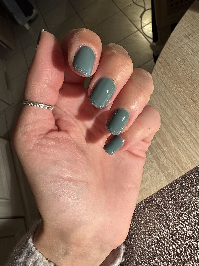 Macht die Farbe wieder frisch