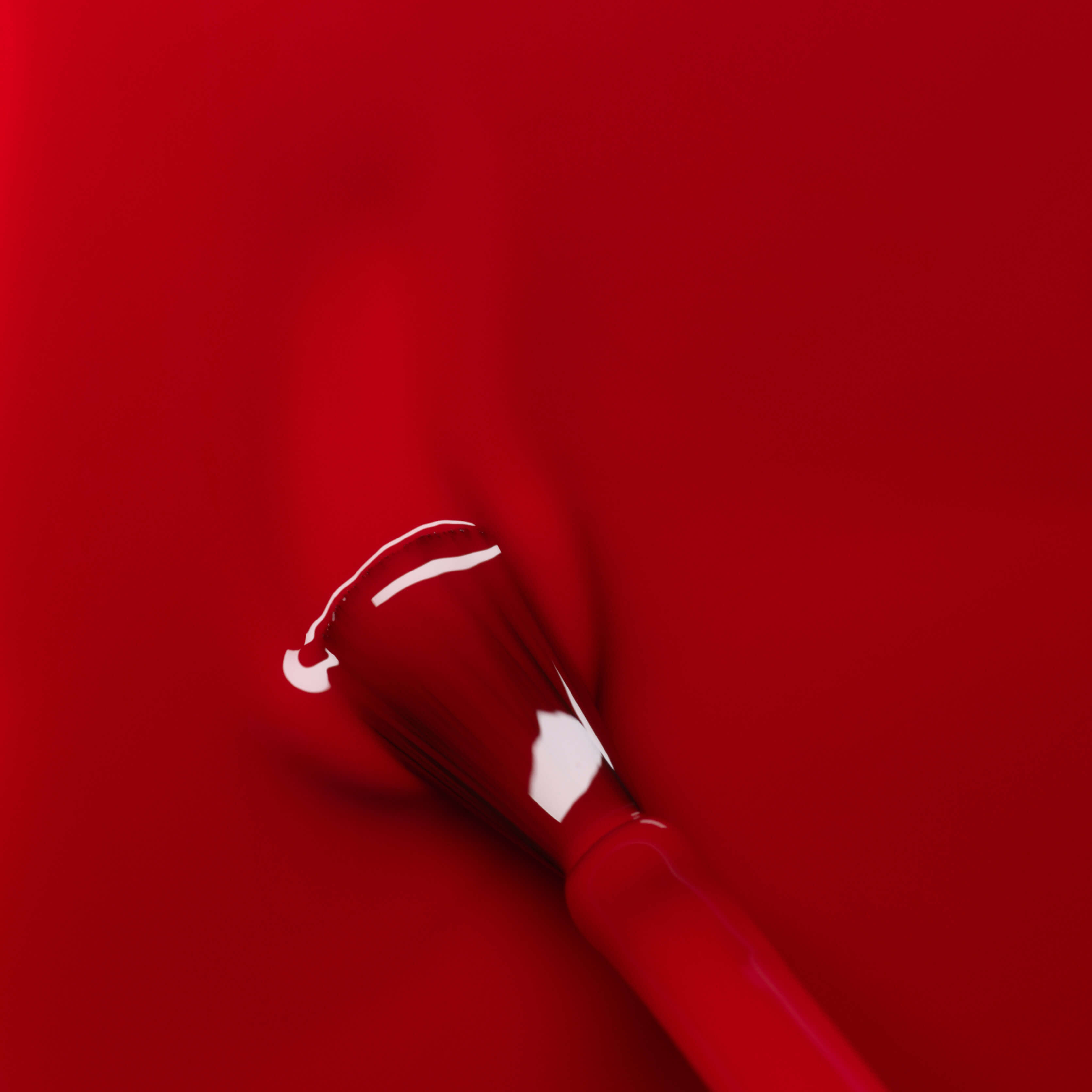 manucurist-green-flash-red-cherry-semi-permanenter-nagellack-kirschrot image 5