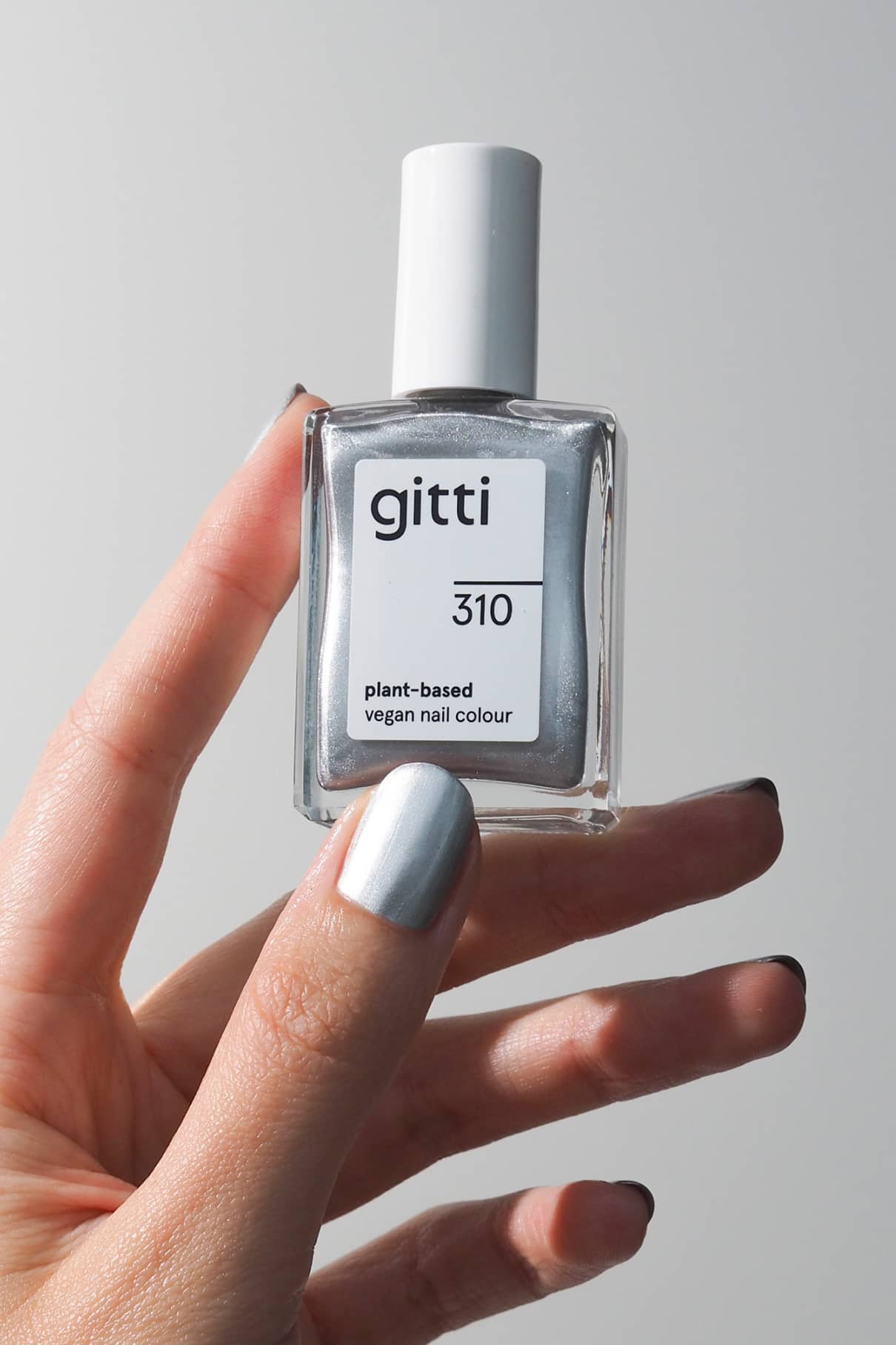gitti-no-310-pflanzlicher-nagellack-metallic-silber-mit-chrom-effekt image 5