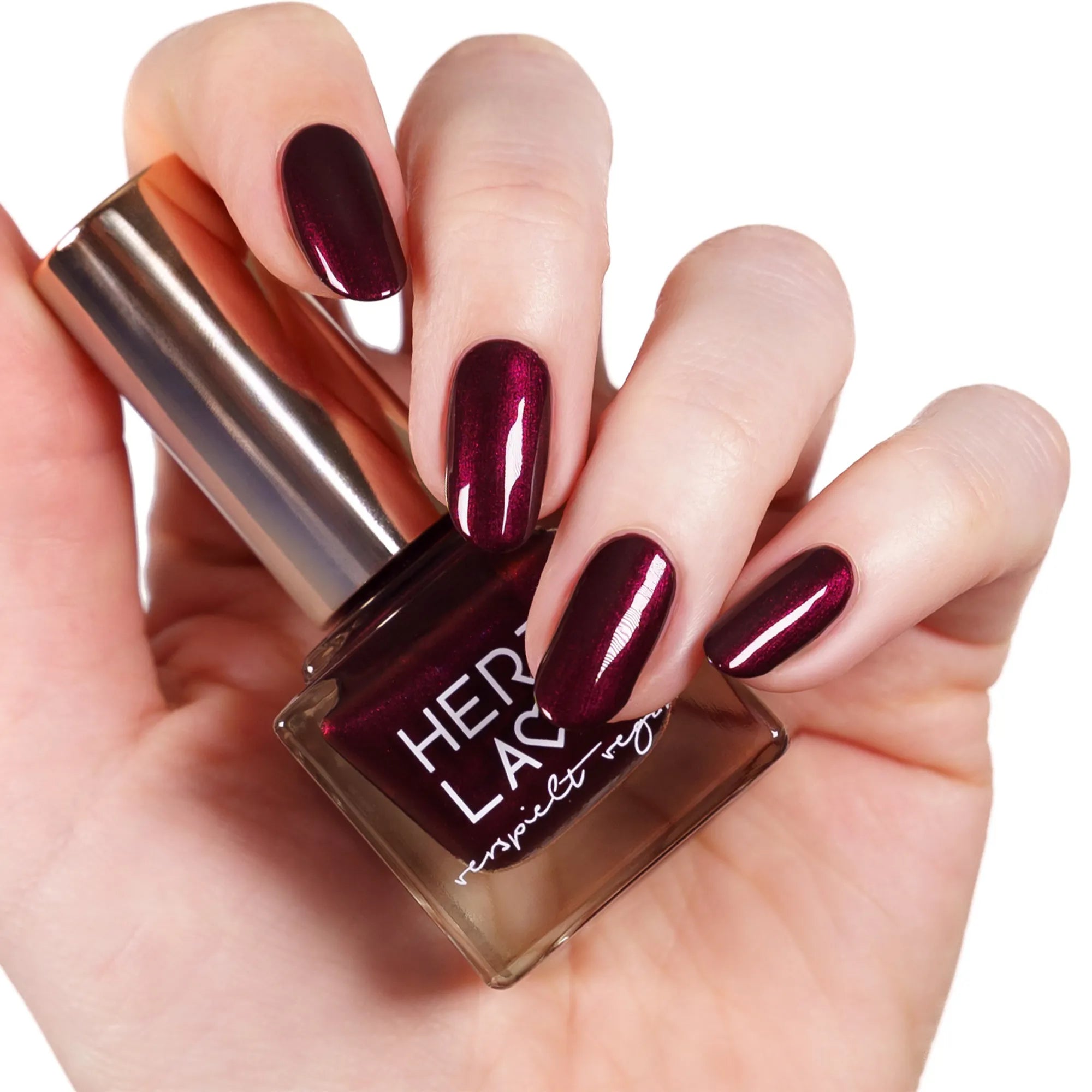 herzlack-ch-ri-noir-veganer-nagellack-dunkles-bordeaux-rot-mit-beerenschimmer-11 image 2
